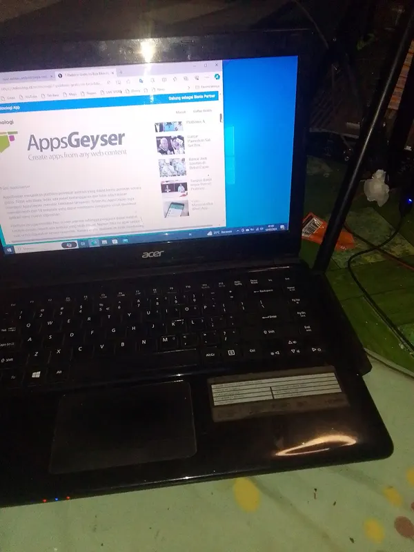 Laptop